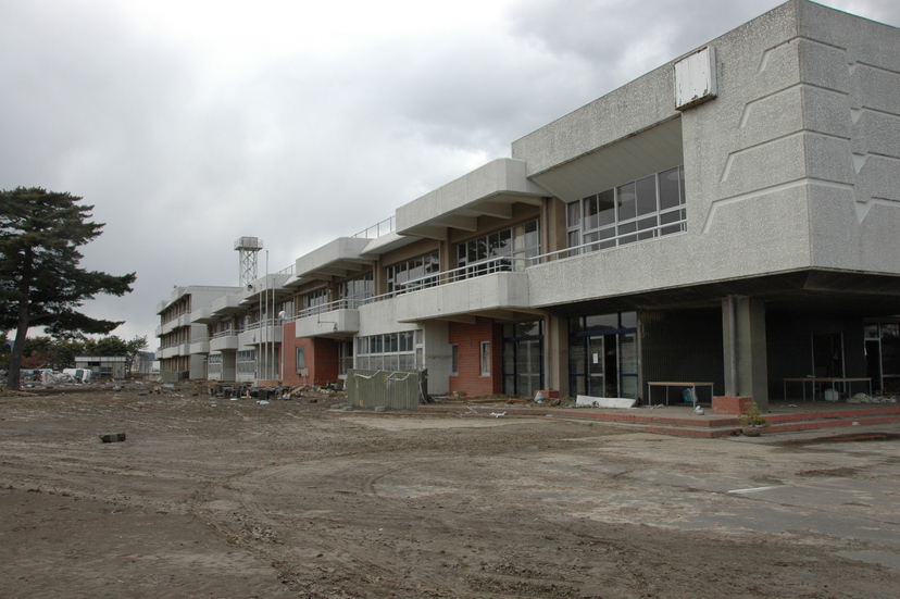 亘理仲町 教育施設