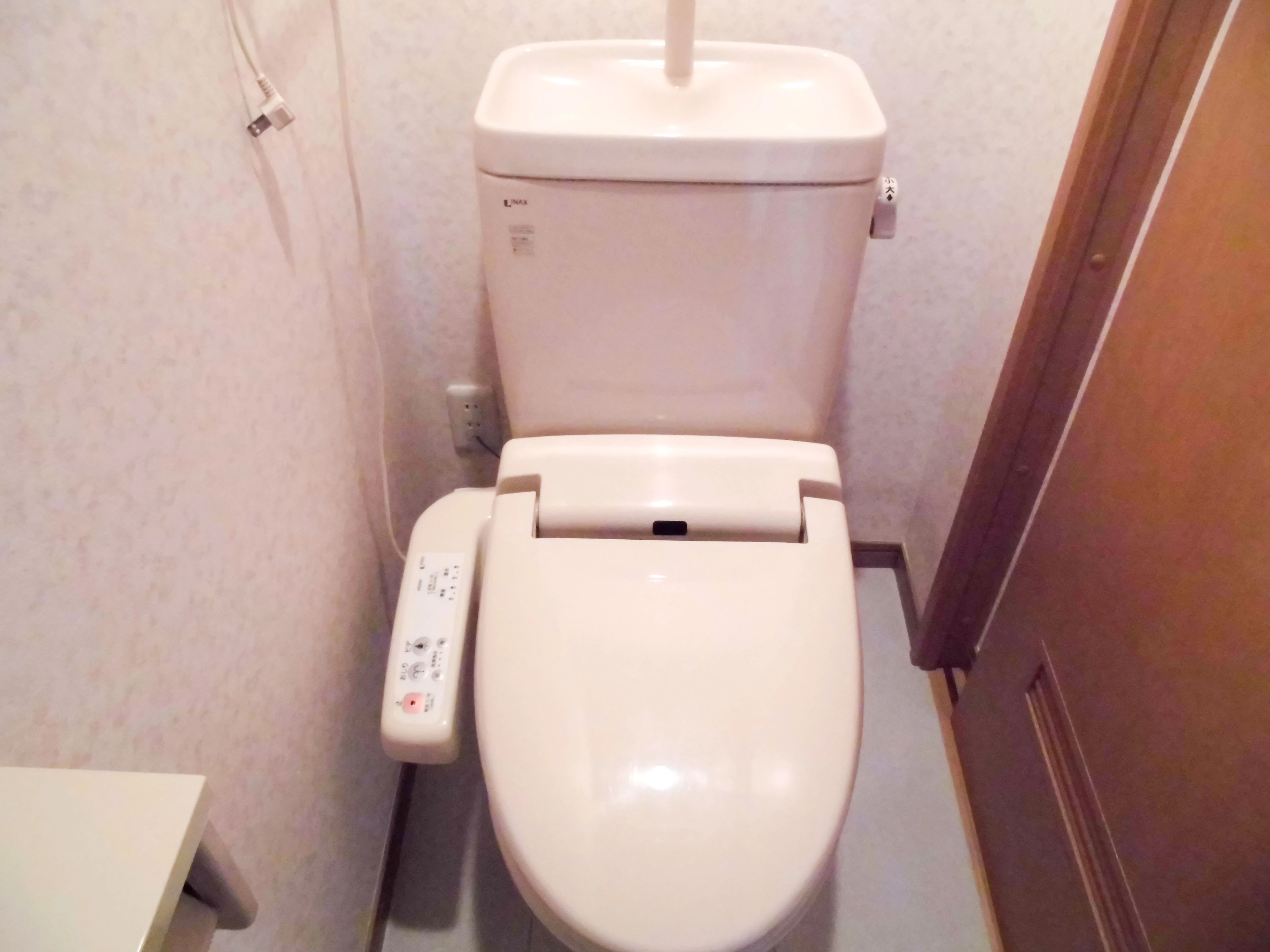 トイレ（ウォシュレット）