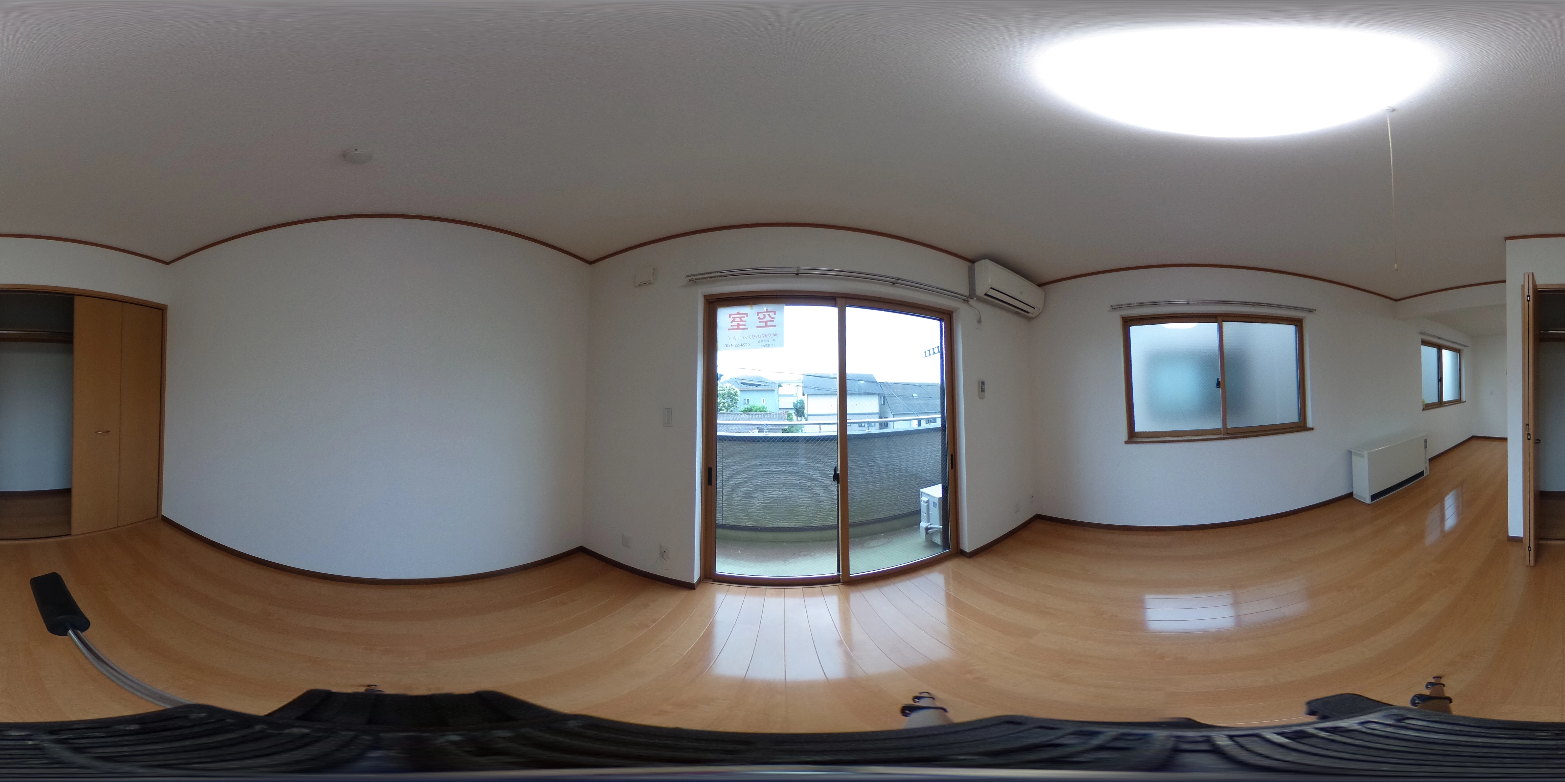洋室①（360度パノラマ）