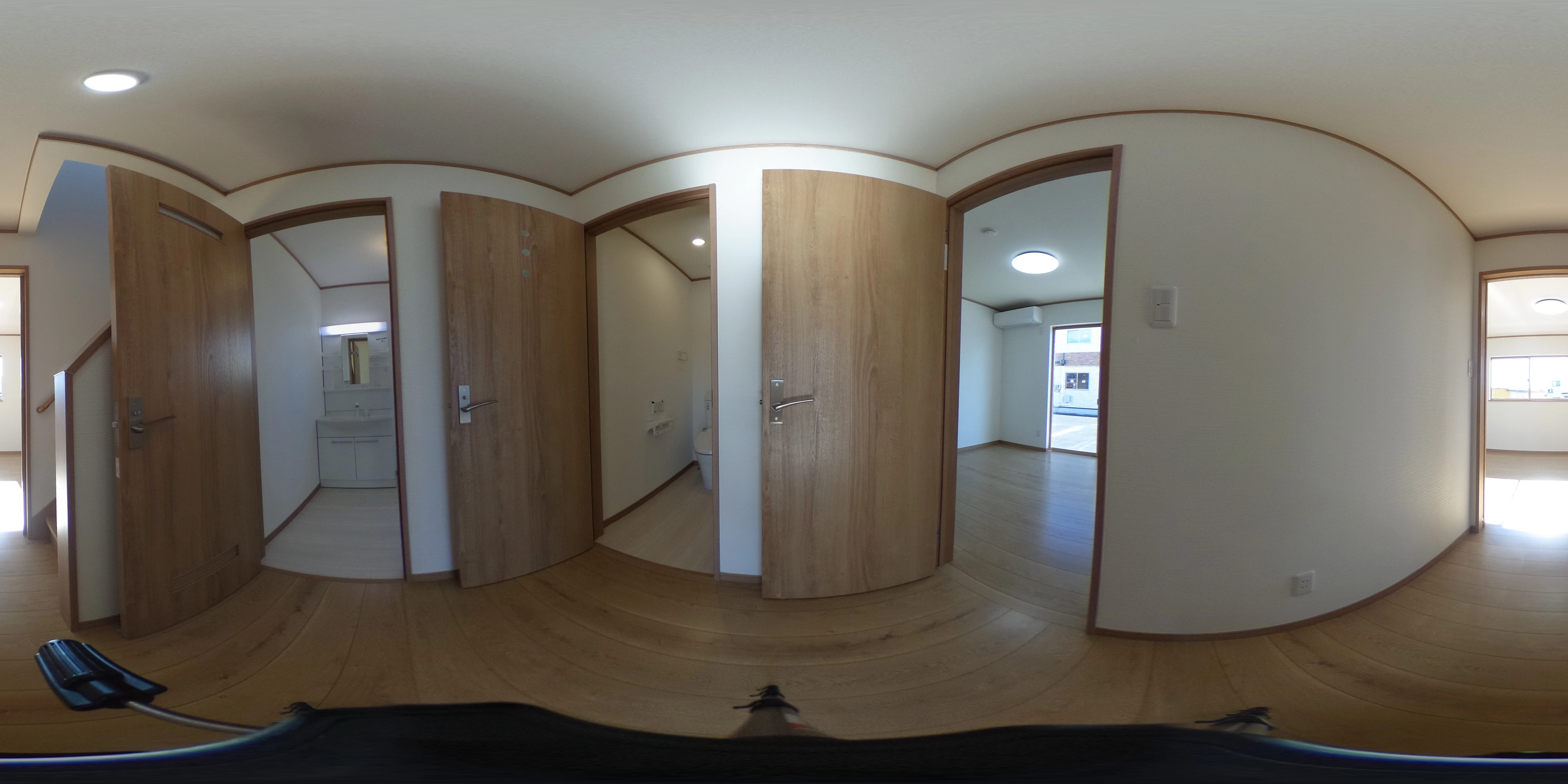 トイレ（360度パノラマ）
